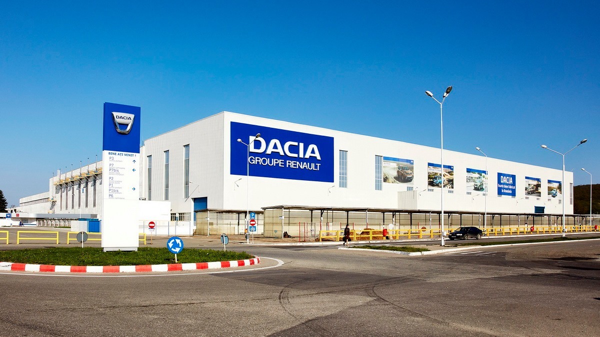 Transport agabaritic pe ruta Constanța Poarta 7 – Dacia Mioveni
