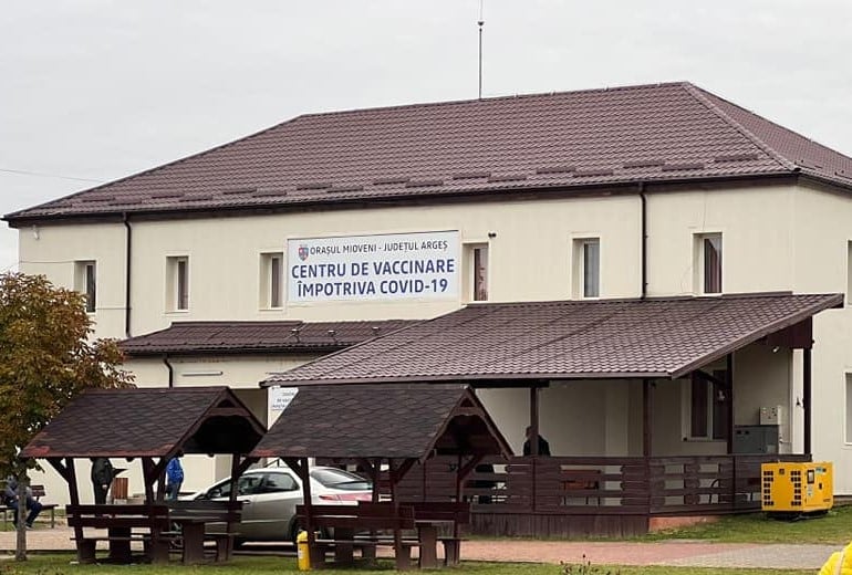 Se suspendă activitatea Centrului de Vaccinare Racovița!