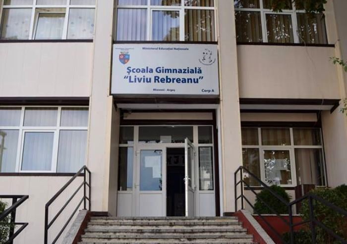 "Liviu Rebreanu" Gymnasium School, Mioveni